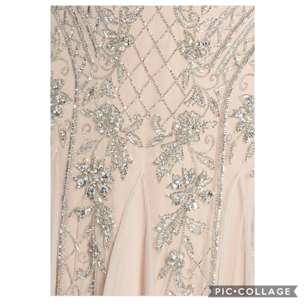 Adrianna-Papell long Gown - Picture 3 of 11